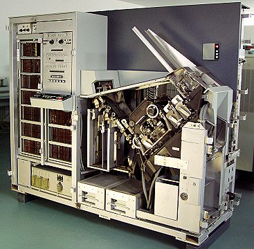 GAMMA 10, geöffnet