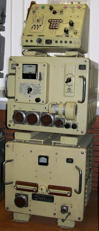 R-619 Grafit Funkgerät
